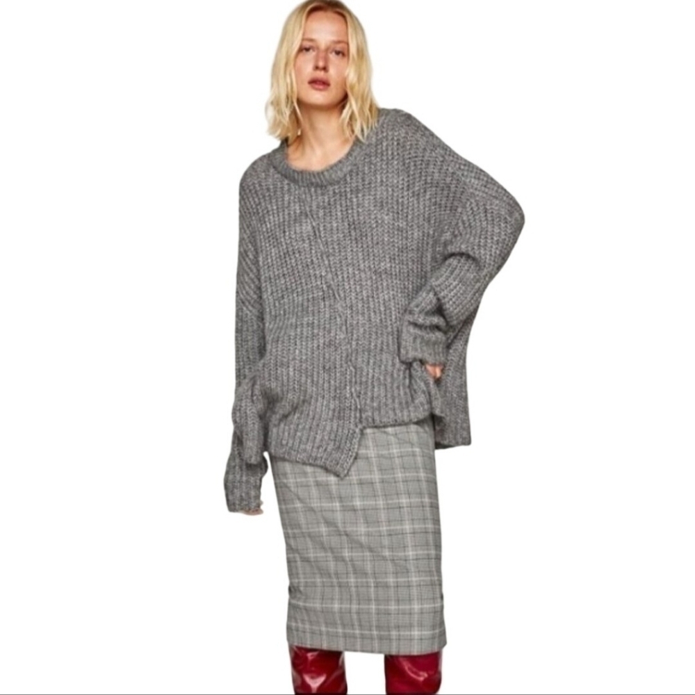 Zara Knit Gray Asymmetric Oversized Alpaca Blend Chunky Sweater Size M